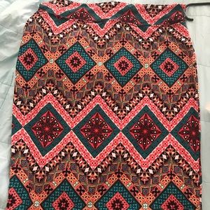 Stretchy colorful pencil skirt